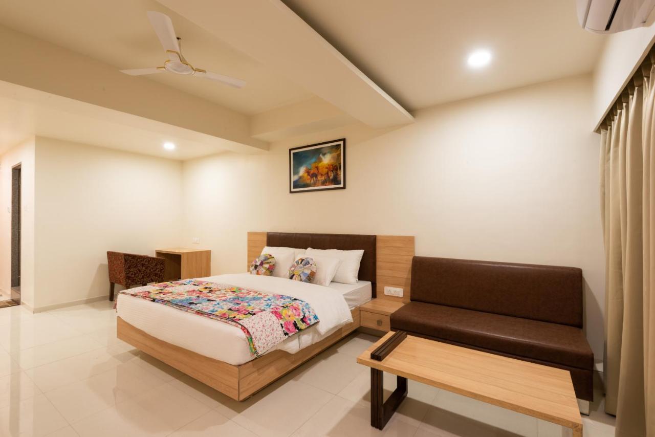 Hotel Drishti,Bhopal Exterior foto